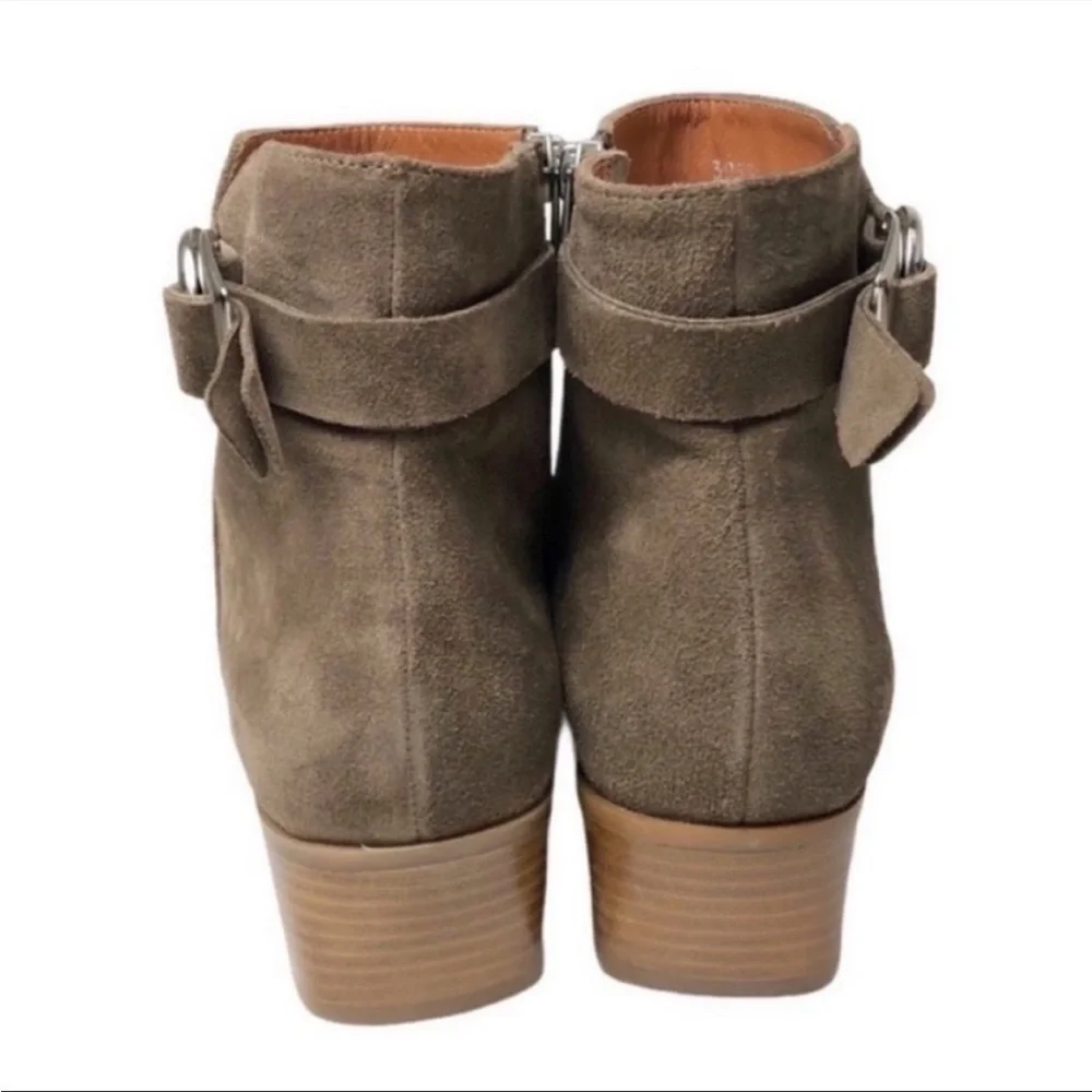 AQUATALIA Faria Suede Leather Weatherproof Booties sz 11
